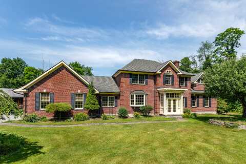 403 Munger Lane, Bethlehem, CT 06751