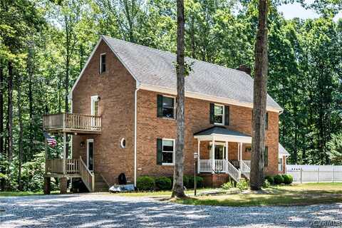 9821 S Genito Road, Amelia Court House, VA 23002