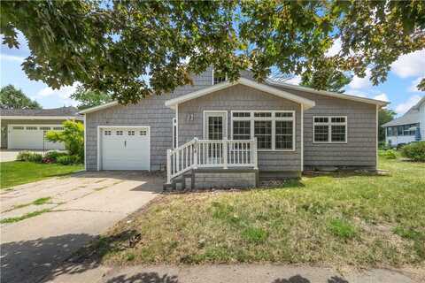 204 5th Street SW, Altoona, IA 50009