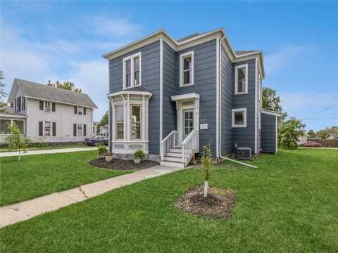 1027 Pearl Street, Grinnell, IA 50112