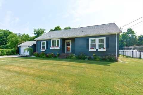163 Purchase St, Milford, MA 01757