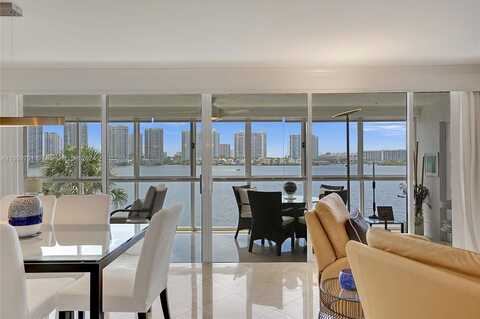 Bay, SUNNY ISLES BEACH, FL 33160