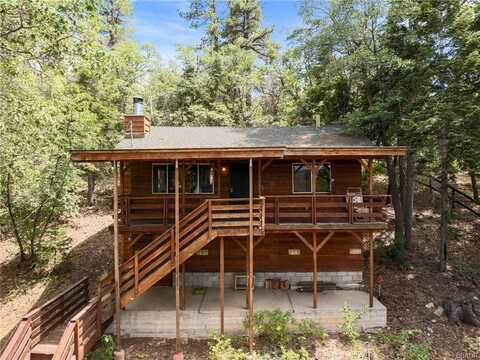 1311 Siskiyou Drive, Big Bear Lake, CA 92315