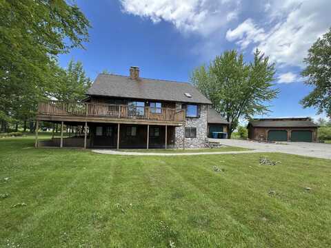 5392 THORNCHESTER, Gladwin, MI 48624