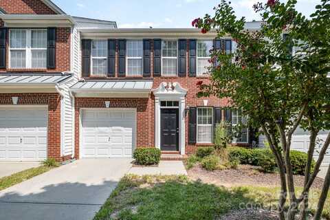 132 S Arcadian Way, Mooresville, NC 28117