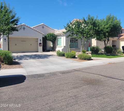 2004 E BRIGADIER Drive, Gilbert, AZ 85298