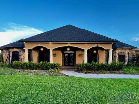 257 Longdale Drive, Schriever, LA 70395