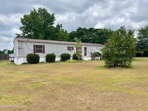 2584 Georgia Pacific Road, Whiteville, NC 28472