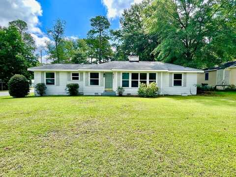 907 Woodland Dr, Dothan, AL 36301