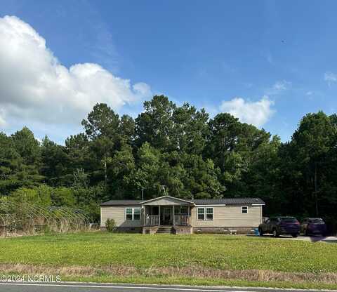 1621 M M Ray Road, Nakina, NC 28455