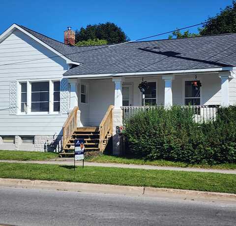 529 Walnut Street, Alpena, MI 49707