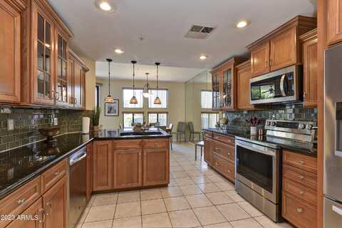 7700 E GAINEY RANCH Road, Scottsdale, AZ 85258