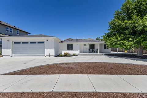 2113 Dennis Lane, Santa Rosa, CA 95407