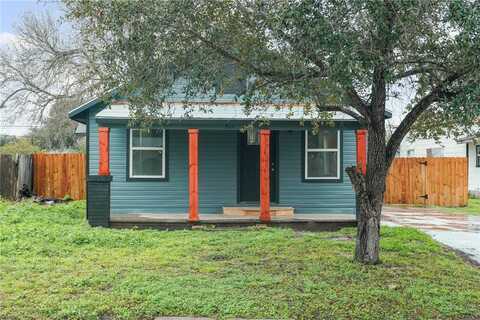 521 W Fordyce Avenue, Kingsville, TX 78363