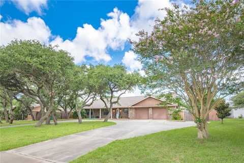 1520 W Deberry Avenue, Aransas Pass, TX 78336