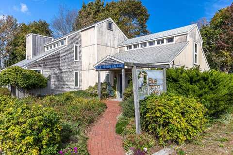 20 Bank Street, Wellfleet, MA 02667