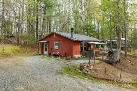 67 Pine Road, Rosman, NC 28772