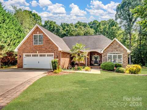 3445 Sourwood Court, Lincolnton, NC 28092