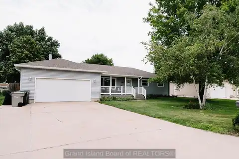 3024 Orleans Drive, Grand Island, NE 68803