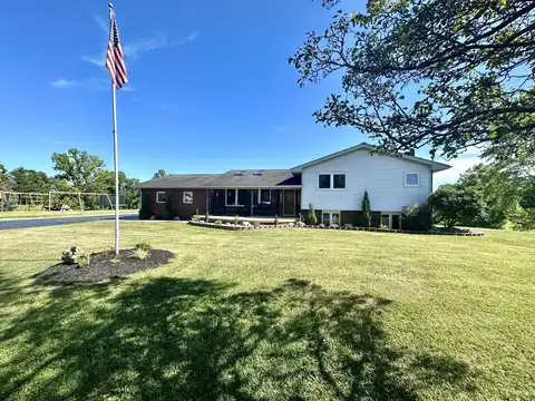 841 Shoestring Ridge Rd, Gallipolis, OH 45631