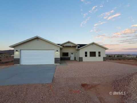 1140 S Independence Way, Big Water, UT 84741