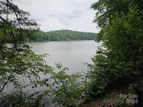 2620 Waterside Boulevard NW, Valdese, NC 28690