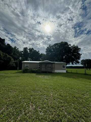 11690 74th Ct, Chiefland, FL 32626