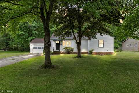 6557 Wood Avenue, Independence, OH 44131