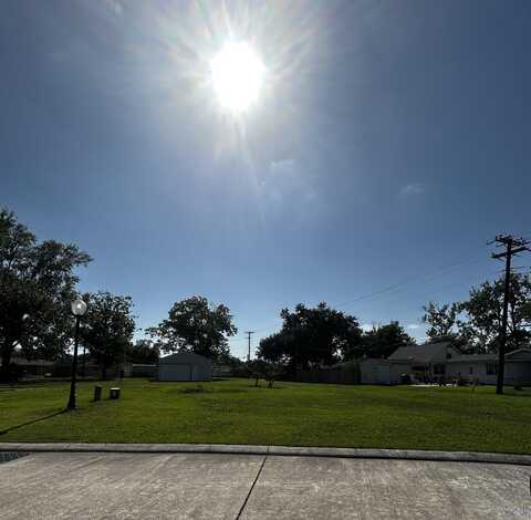 112 Del Rio Drive, Houma, LA 70360