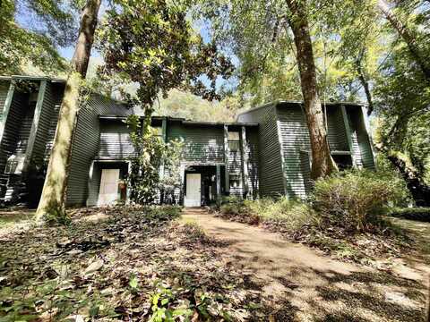 7 Summer Oaks Drive, Daphne, AL 36526