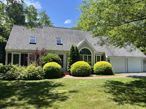 81 Acadia Drive, Marstons Mills, MA 02648