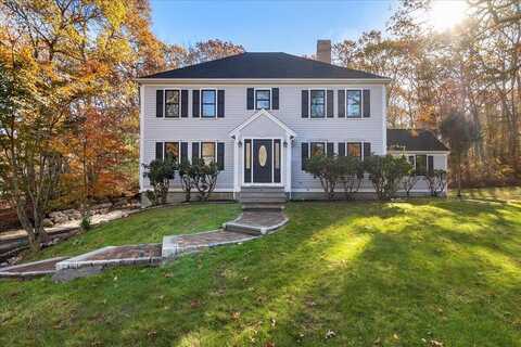 29 Fish House Road, East Sandwich, MA 02537