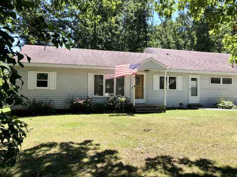 299 Parklane, Harrison, MI 48625