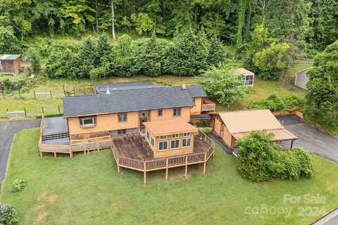 529 US 25 70 Highway NW, Hot Springs, NC 28743