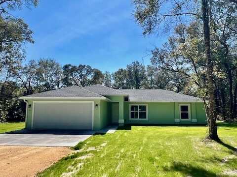 8110 150th St, Trenton, FL 32693