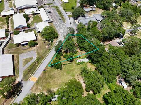 463 Kylea Laird Drive, Freeport, FL 32439