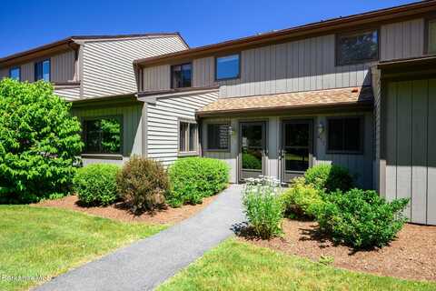 418 North Hemlock Ln, Williamstown, MA 01267