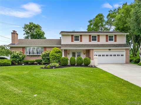 7405 Colonial Drive, Niagara, NY 14305