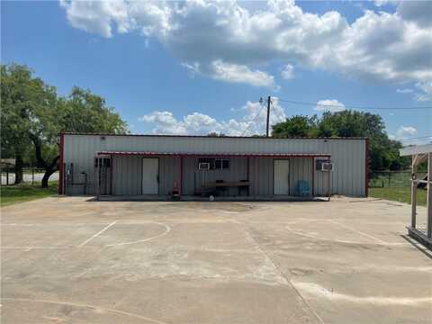 906 S State Highway 359, Mathis, TX 78368