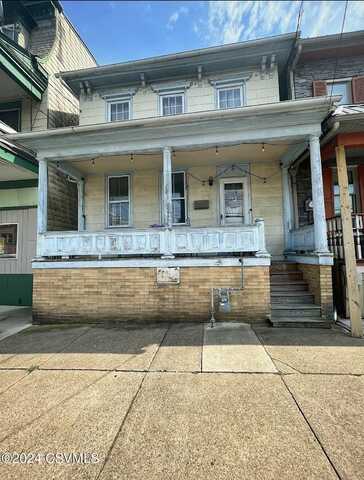 406 W SPRUCE Street, Shamokin, PA 17872