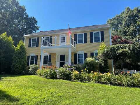 21 Deerfield Drive, North Smithfield, RI 02896