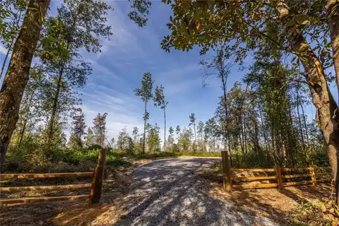 Whitehouse Fork Road, Bay Minette, AL 36507