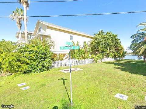 Boca Ciega, MADEIRA BEACH, FL 33708