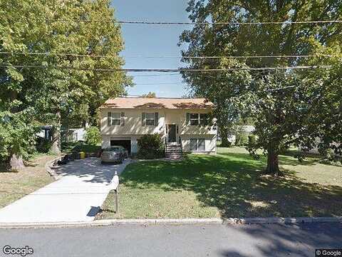 Hazelhurst, EWING, NJ 08638