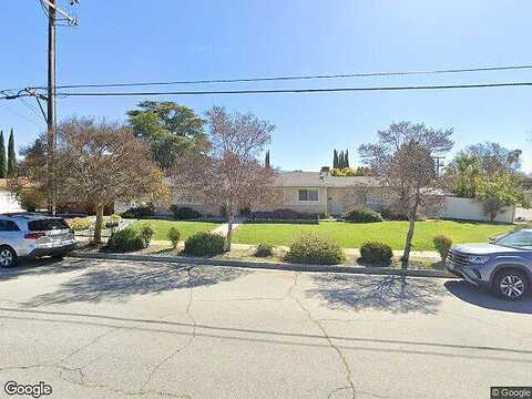 4Th, YUCAIPA, CA 92399