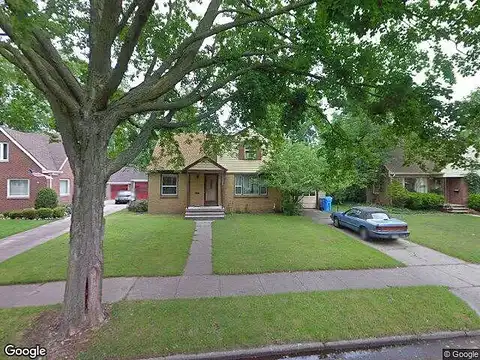 Sunnyside, LANSING, MI 48910