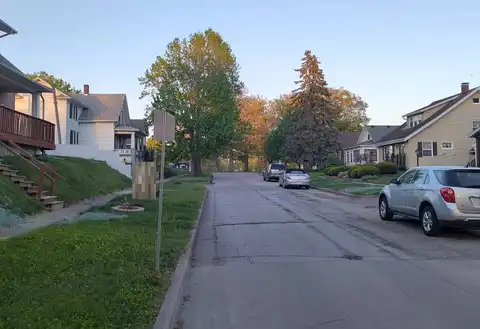 14Th, MOLINE, IL 61265