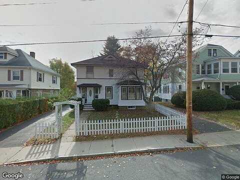 King, HOLYOKE, MA 01040