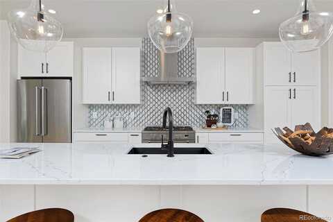 Mariposa, DENVER, CO 80211