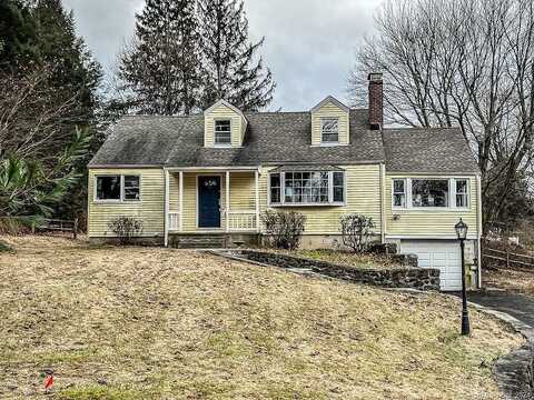 Cedar Hill, NEWTOWN, CT 06470